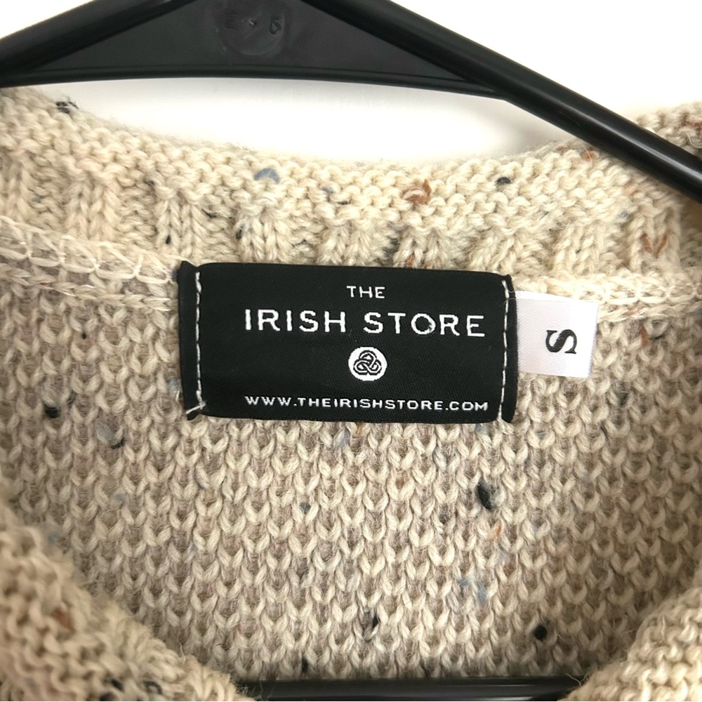 The Irish Store 100% wool cable knit sheep pattern sweater size small - Picture 3 of 7